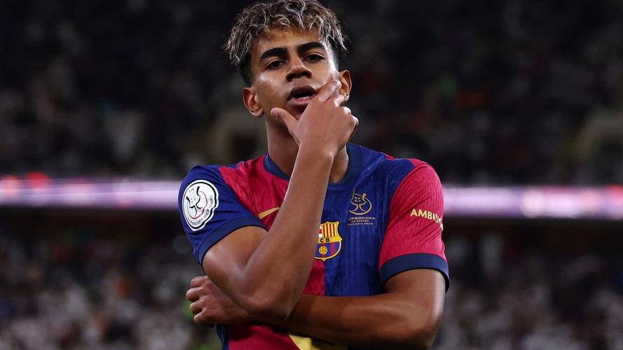 小因扎吉：布努因领奖刚刚归队，球队右后卫存在人员短缺问题（小因扎吉：布努领奖后刚回归，右后卫位置人手紧缺）