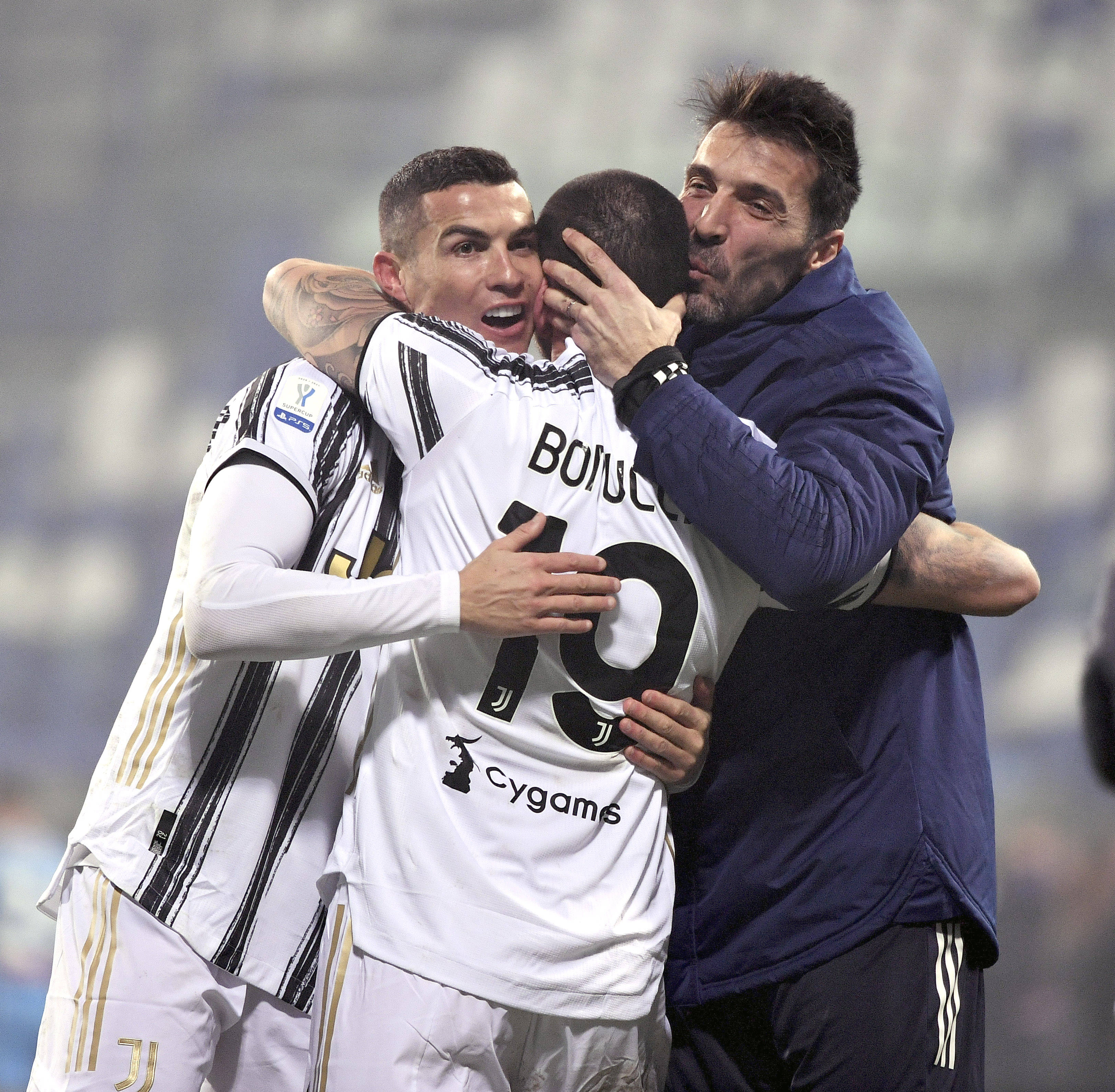 德甲保级大战愈加激烈（德甲保级之争日趋白热化）