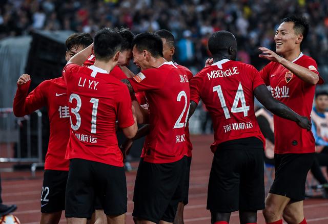 杜兰特关键时刻连得10分带队取胜