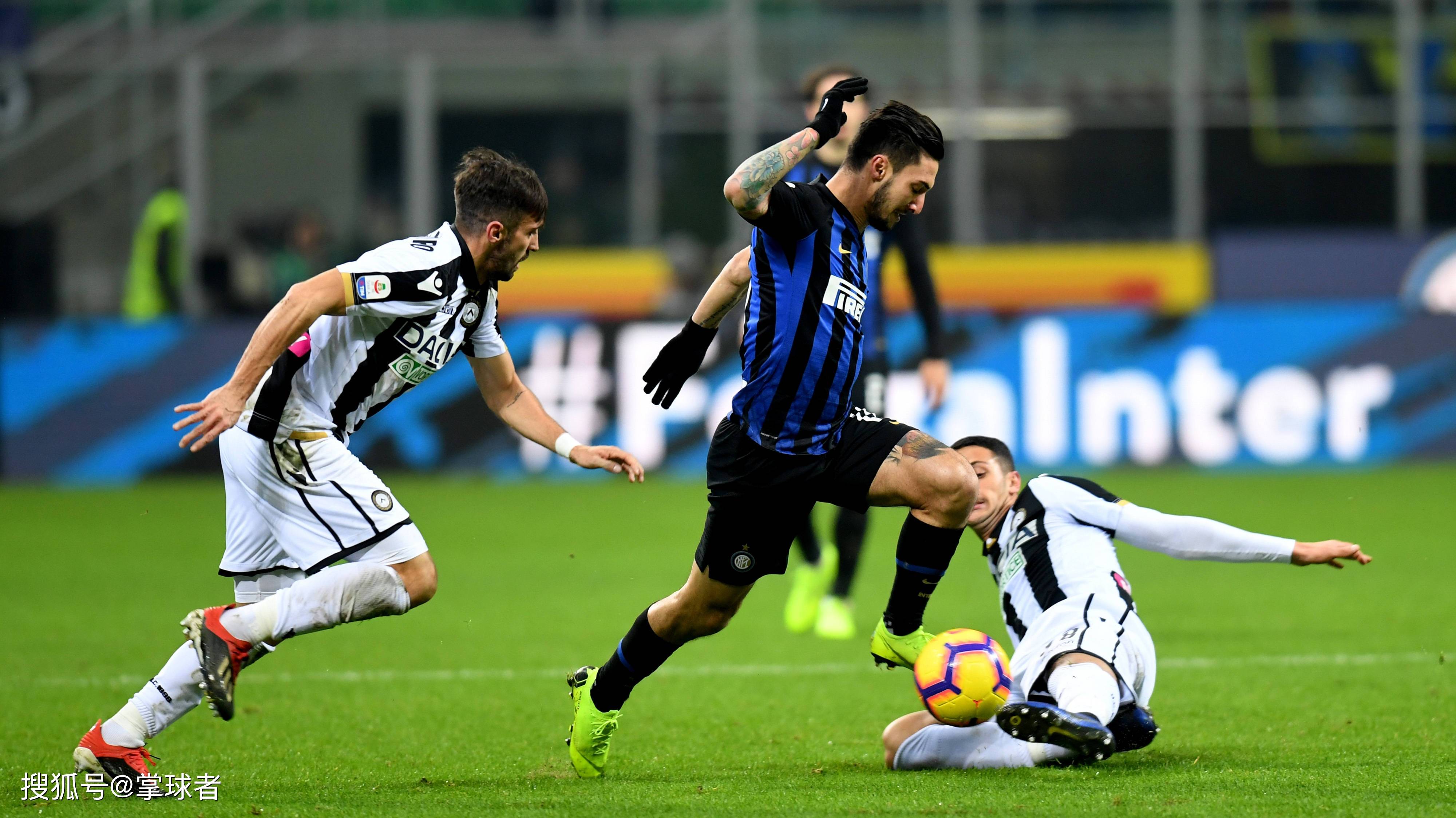 篮球篮网替补控卫连续两场表现亮眼