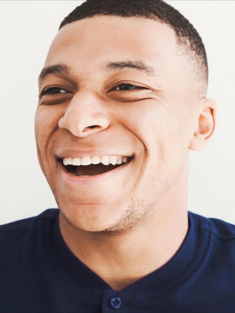 中足联官方：俱乐部中超赢球奖限额300万，亚冠限额600万