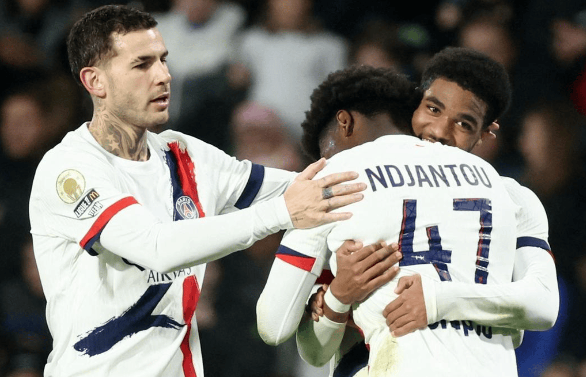 阿斯：C罗肘击可能被认定为暴力行为，将会禁赛至少三场比赛